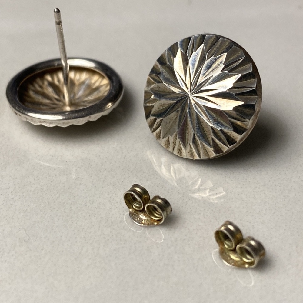Vintage silver stud‎ earrings - Picture 5 of 5